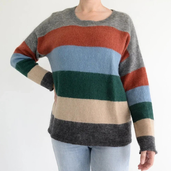 Part Two 35% Wool 33% Mohair Knit Grey, Red, Blue, Crewneck Sweater M - Picture 2 of 13